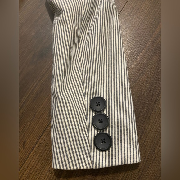 Women’s Banana Republic Blue Pin Stripe White Blazer Jacket 2P - Picture 12 of 12